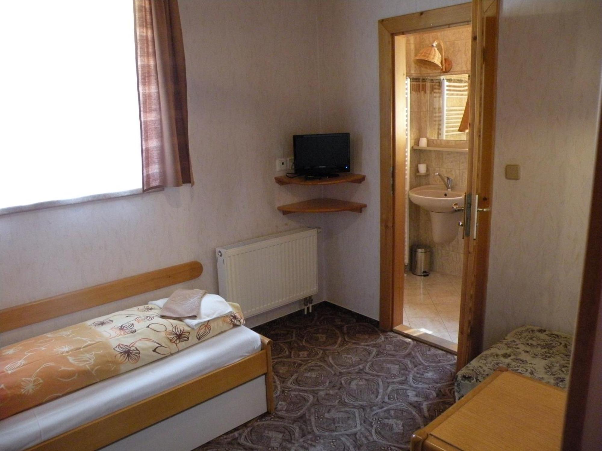 יאנסקה לזנה Hotel Lesni Dum חדר תמונה