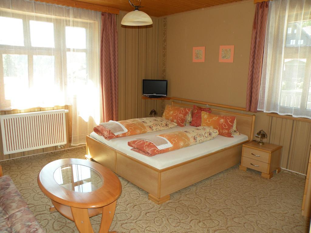 יאנסקה לזנה Hotel Lesni Dum חדר תמונה
